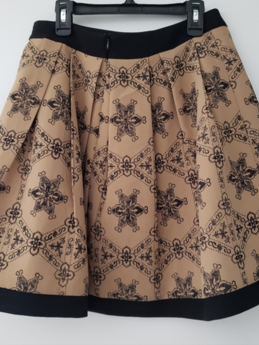 Romie Korean style Brown And Black Pleated Flared A line skirt